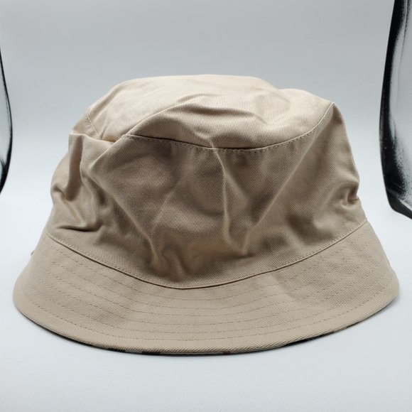 Burberry London Check reversible Bucket Hat (Beige) (UNISEX) main image 5